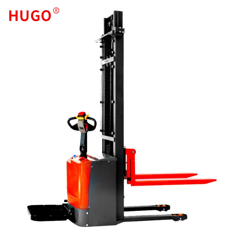 Plena Electric Straddle Stacker